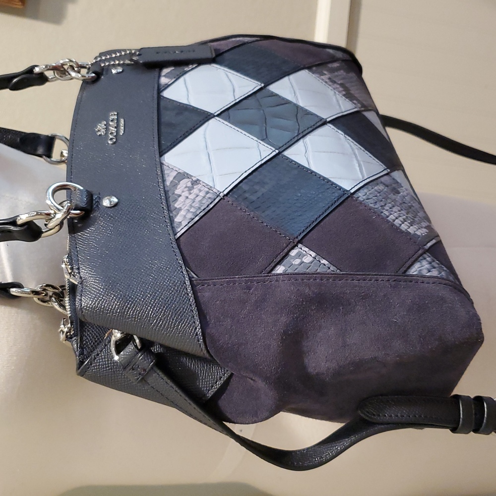 Like NEW Coach Patchwork Brooke Carryall Bag - Picture 3 of 14